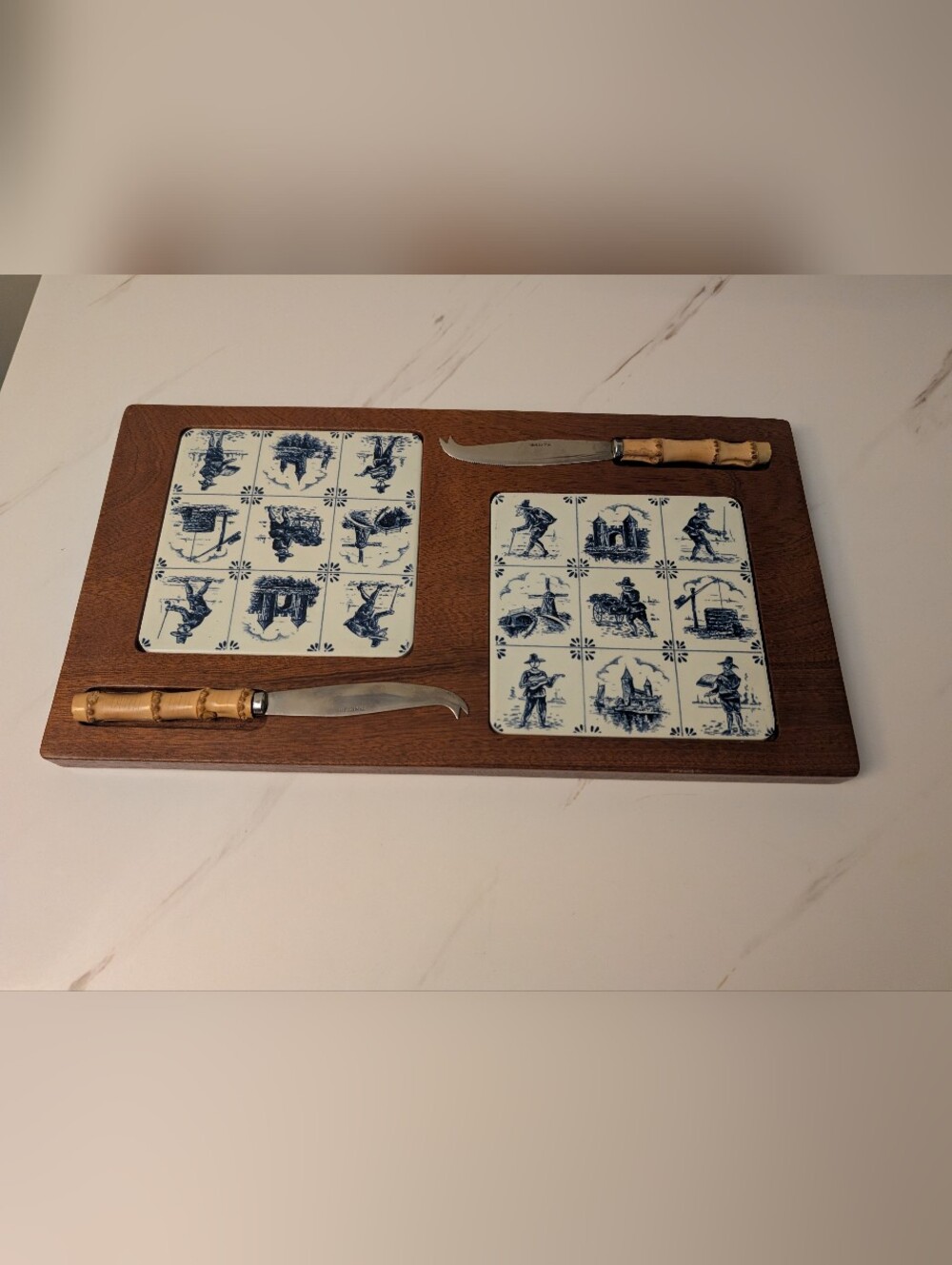 Vintage 1960s MCM Walnut Cheese Board – Delft Style Tiles & Bamboo Knives